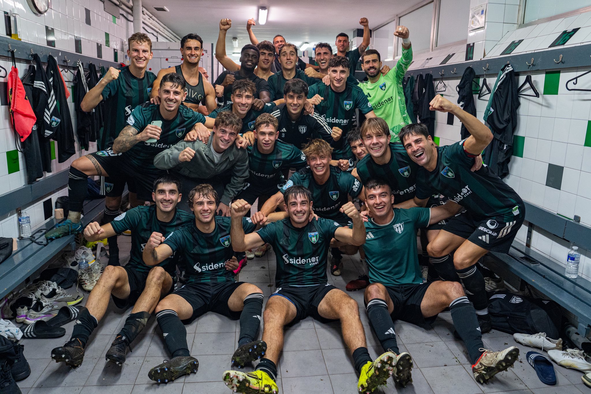 Celebración del Sestao River tras clasificarse para la final de la Copa Federación